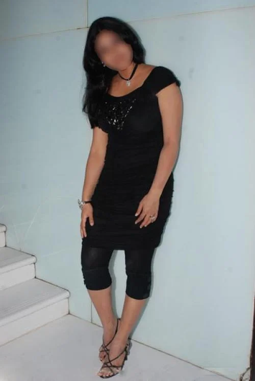 Call Girls Sikar